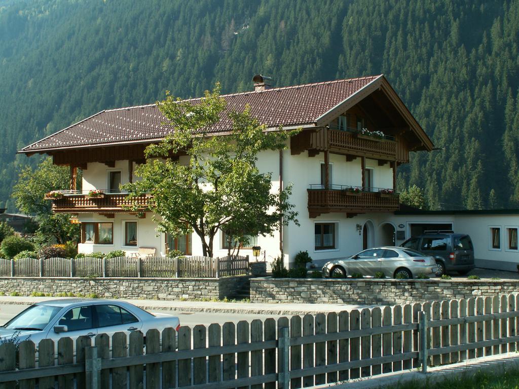 Landhaus Tyrol Mayrhofen Esterno foto
